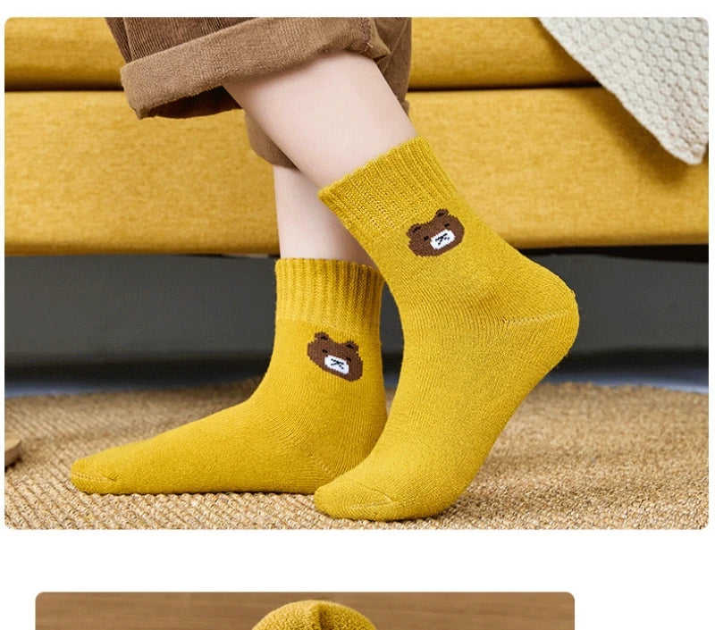 Calzini Morbidi in Peluche per Bambini – Set da 5 Paia Ideale per la Stagione Fredda